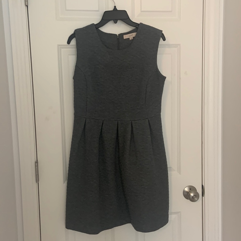 Quilted Loft dress in grey